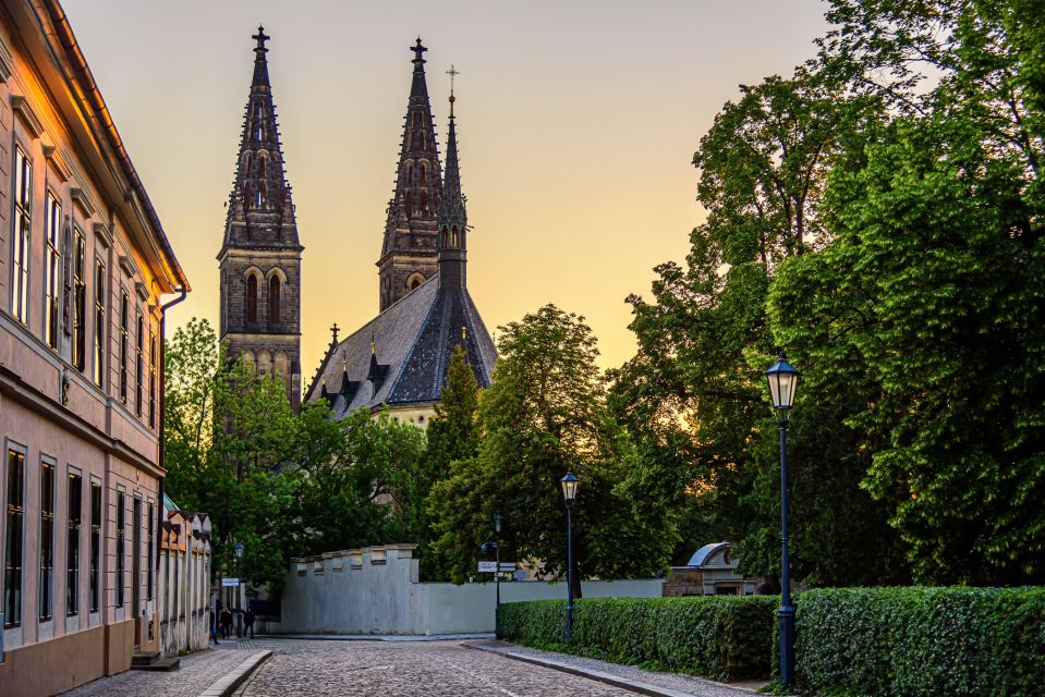 Prague: Guided tour to the historic fortress of Vyšehrad - St. Peter and St. Paul Basilica: art, light, and a choir-loft kind of space