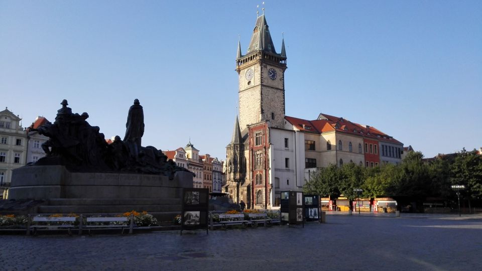 Prague Half-Day City Tour by Car - Strahov Monastery: the best “zoom out” view in about 30 minutes