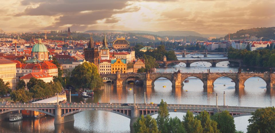 Prague Half Day Private Guided Tour by Car or Foot - A 4-hour Prague City and Castle route that doesn’t waste your time