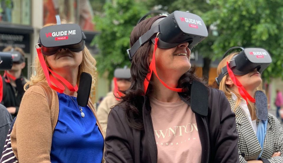 Prague: Immersive History Walking Tour and VR - Practical tips to make your six VR scenes land well