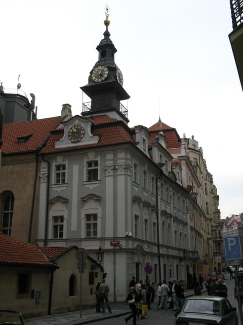 Prague: Jewish Quarter and Museum Guided Tour - Spanish Synagogue’s Moorish interior: why the style change is meaningful