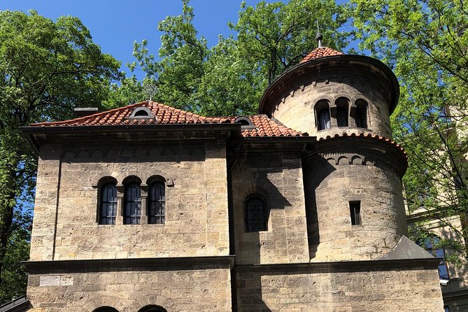 Prague Jewish Quarter and WW2 Private Tour - Jewish life in Prague: why this tour is more than a museum visit