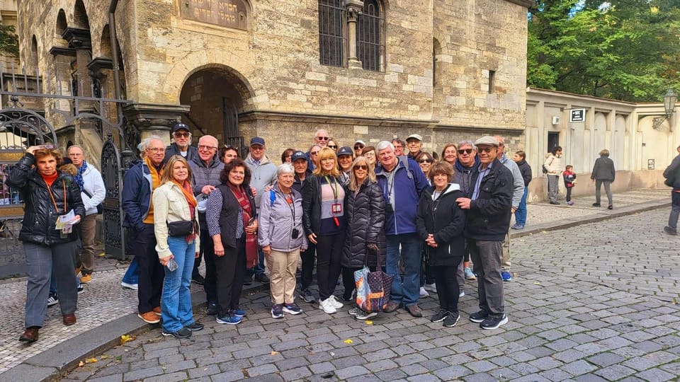 Prague: Jewish Quarter Half-Day Private Walking Tour - Old Jewish Cemetery: 12 layers deep and Rabbi Loew’s legend