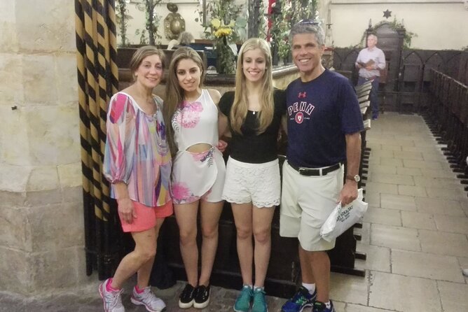 Prague Jewish Quarter Private tour - 3hours - Old-New Synagogue: the oldest synagogue in Europe feeling