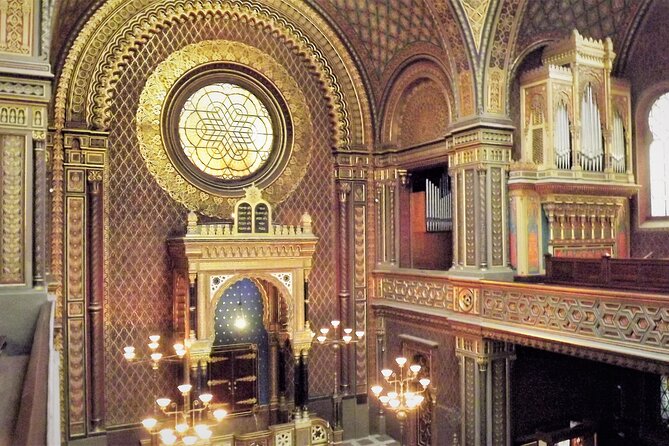 Prague Jewish Town Admission Ticket & Optional Audio Guide - Maisel Synagogue: where Bohemian Jewish life is framed