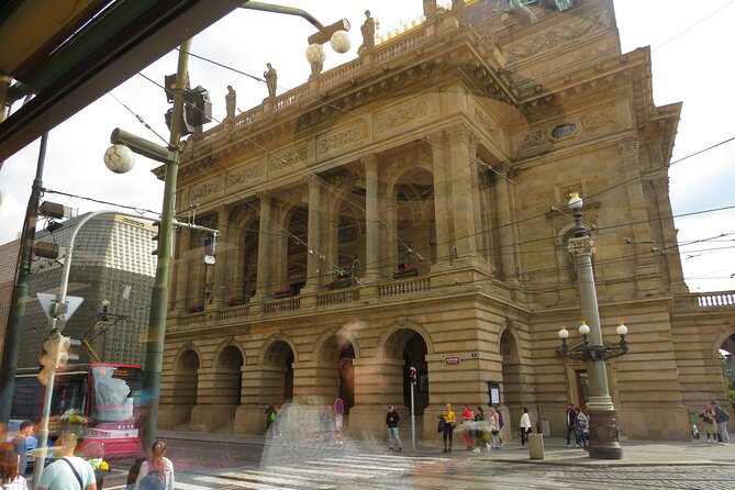 Prague Literary & Historical Tours - Literature Route - The guide style: why Fergus makes the story click