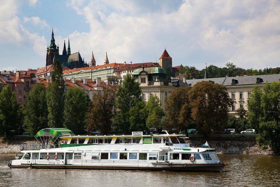 Prague: Lunch Cruise on Vltava River with open Buffet - Key points before you go