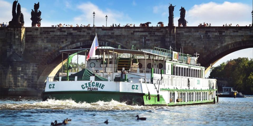 Prague: Lunch Cruise on Vltava River with open Buffet - The open buffet lunch: what’s included and how to eat well