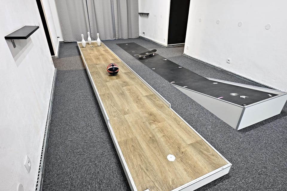 Prague: Mazemania Miniature Golf Experience - Seating, Bar, and the Pre-Game / Post-Game Hangout