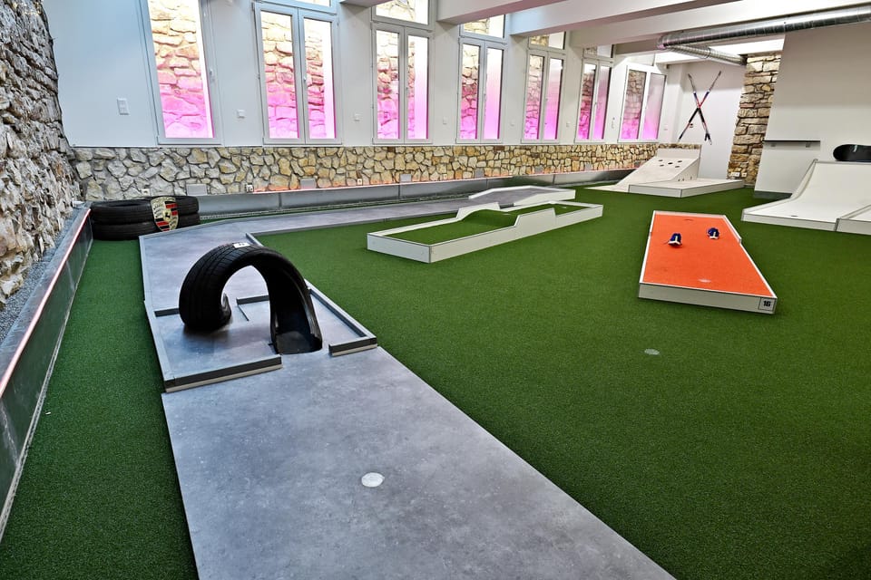 Prague: Mazemania Miniature Golf Experience - Who Should Book Mazemania (and Who Might Skip It)