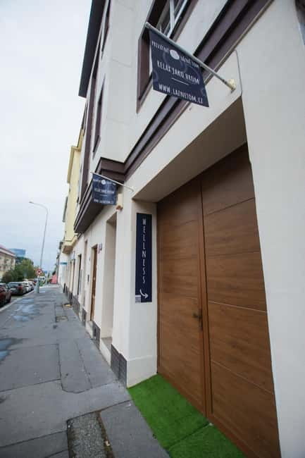 Prague: Modern Private Spa with Jacuzzi and Sauna - Arrival Notes: Addresses, Metro Access, and the ID Moment