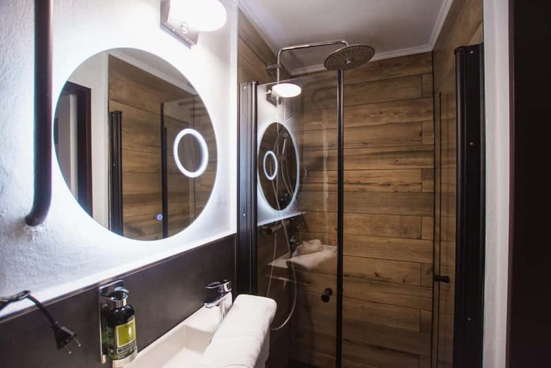 Prague: Modern Private Spa with Jacuzzi and Sauna - The Staff and the Private Atmosphere Factor