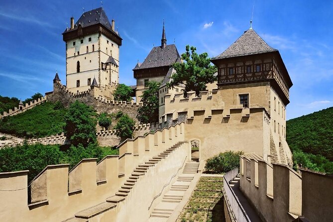 Prague-Munich One-Way Sightseeing Day Tour - Turning a Prague-to-Munich transfer into guided sightseeing