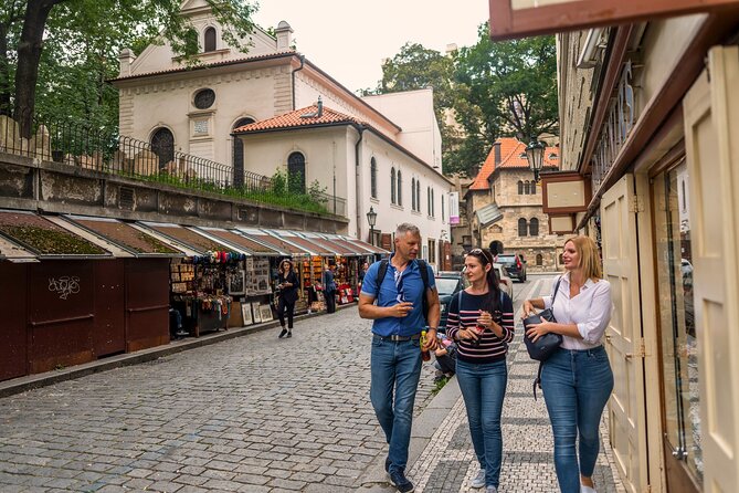 Prague Old Town and Jewish Quarter 90 minutes Guided Tour - Getting started at Get Prague Guide, Maiselova 59/5 (blue-and-white umbrella)