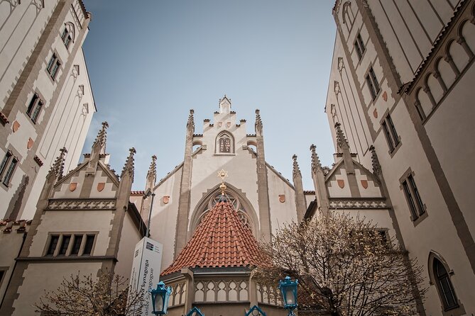 Prague Old Town and Jewish Quarter Walking Tour - Cubism, a fiery legend, and St. James after the burn