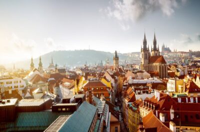 Prague: Old Town Highlights Private Guided Walking Tour - Choosing the Right Tour Length (2, 3, 4, or 6 hours)