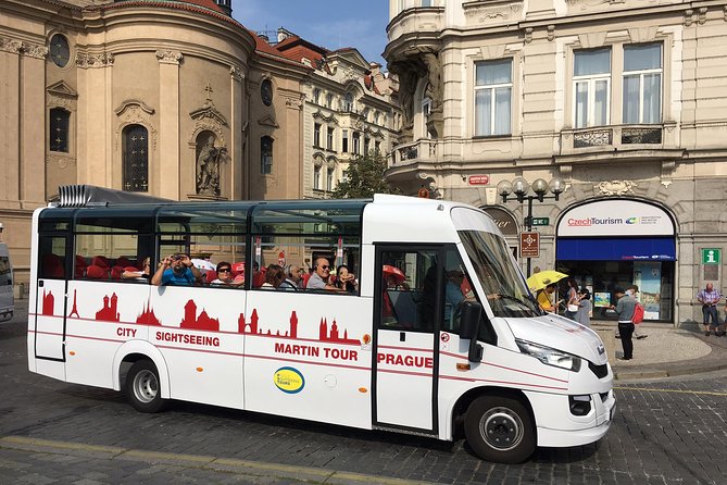 Prague Orientation 1-Hour Bus Tour - Key highlights at a glance
