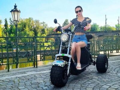 Prague: Panoramic Viewpoints Guided Electric Tricycle Tour - Lesser Town to Kampa Island: the Charles Bridge view that feels unfair