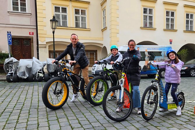 Prague Panoramic Views e-bike and e-Scooter guided Tour - Key highlights at a glance