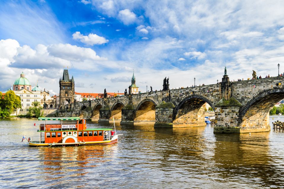 Prague: Prague Castle and Little Quarter Guided Walking Tour - Prague Castle, St. Vitus, and the Crown-Jewels Feeling