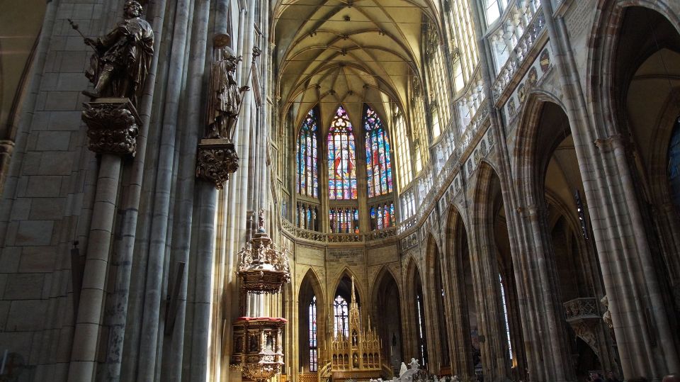 Prague: Prague Castle and Little Quarter Guided Walking Tour - The Walk Down to the Little Quarter Under the Castle