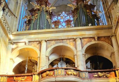 Prague: Prague Castle Private Walking Tour - Meeting at Malostranská: get your bearings fast