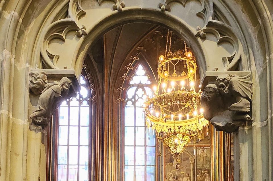 Prague: Prague Castle Private Walking Tour - Old Royal Palace: where power made itself visible