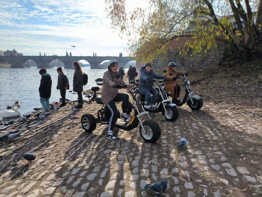 Prague: Private 3-Hour Trike Adventure - From John Lennon Wall to Kampa Island: art, river swans, and quick orientation