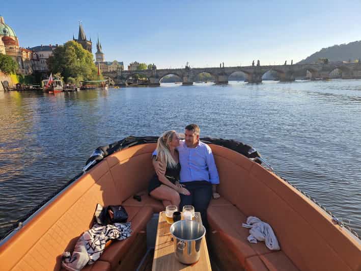 Prague Private Boat Tour - 2 Hours - What to expect from the captain’s talk