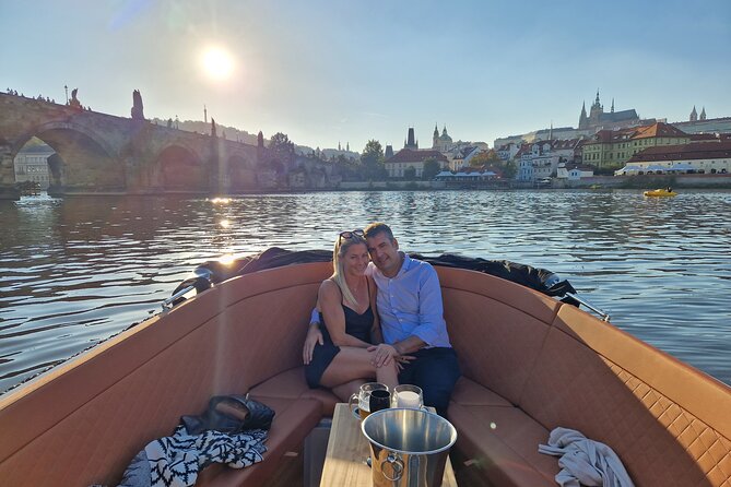 Prague Private Boat Tour - 2 Hours - How Far in Advance to Book This River Time