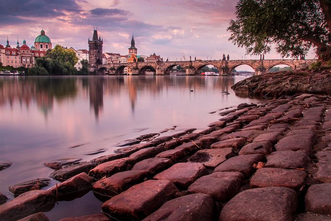 Prague Private Photo Tour for Photography Enthusiasts - Price and Value: Does $88.94 Make Sense for a 3-Hour Photo Workshop?