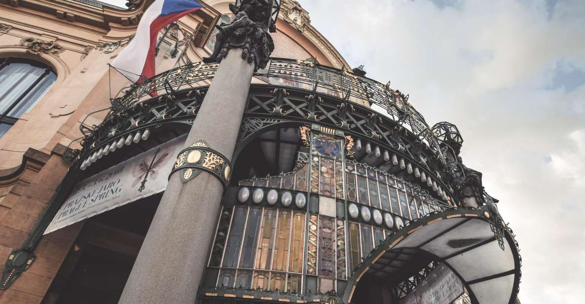 Prague: Private Prague Art Nouveau and Cubism Tour - Wenceslas Square: famous space, explained rather than just passed
