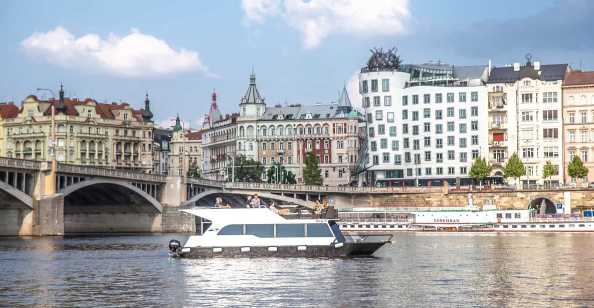 Prague: Private River Cruise with Unlimited Beer or Prosecco - Key highlights that matter in real life