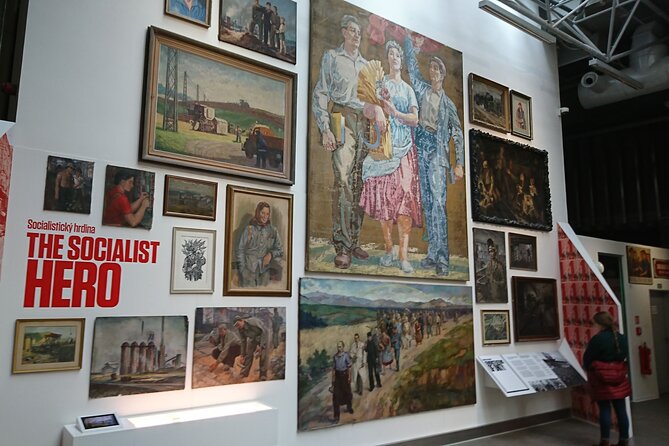 Prague Private Tour and Museum of Communism with transfer - Narodni Trida: the wall where the police cordon caught people