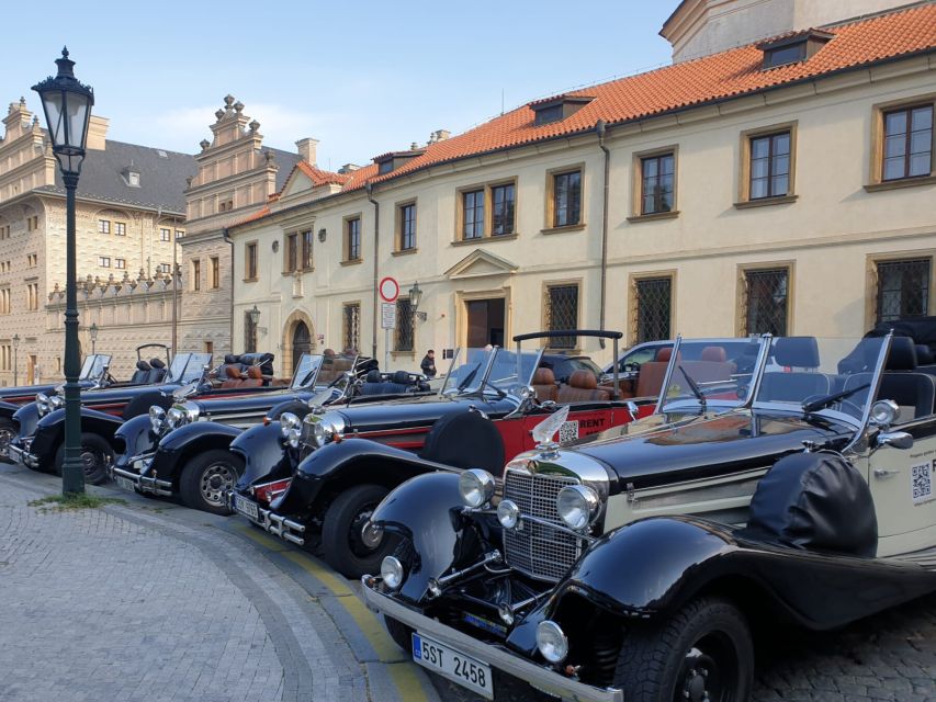 Prague: Private Tour by Vintage Car - Modern touches on a classic route: Lennon Wall and Dancing House