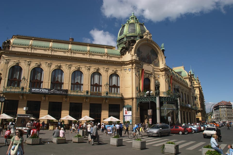 Prague: River Cruise with Transfer to Pier - Price Check: Is $18 Worth It?