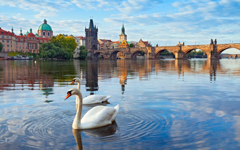 Prague: Scavenger Hunt Self-Guided Tour - Wenceslas Square at the Equestrian Monument: The Hunt Begins