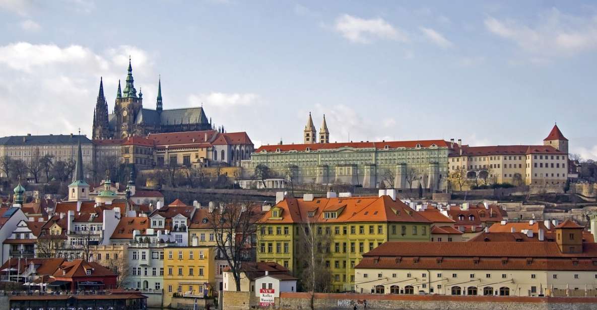Prague Sightseeing Tour with Lunch - Meeting Point at Česká Národní Banka: Your Tour Starts With Direction
