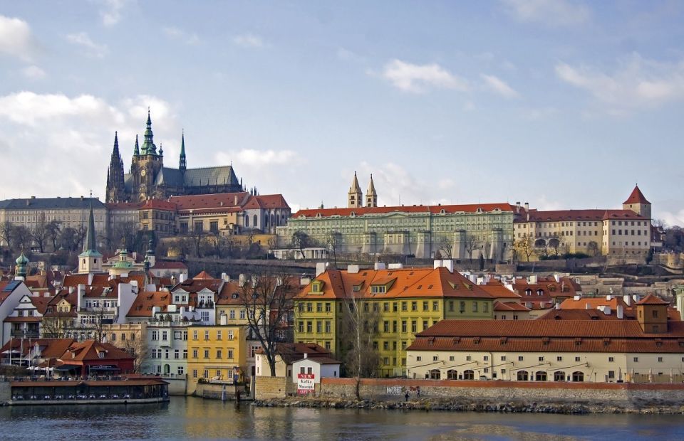 Prague Sightseeing Tour with Lunch - Charles Bridge From Kampa Island: Change Your Angle