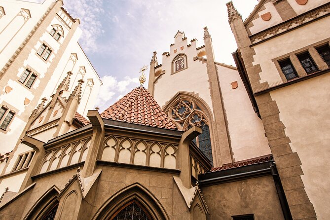 Prague: Synagogues and Jewish Quarter Private Walking Tour - Key highlights at a glance