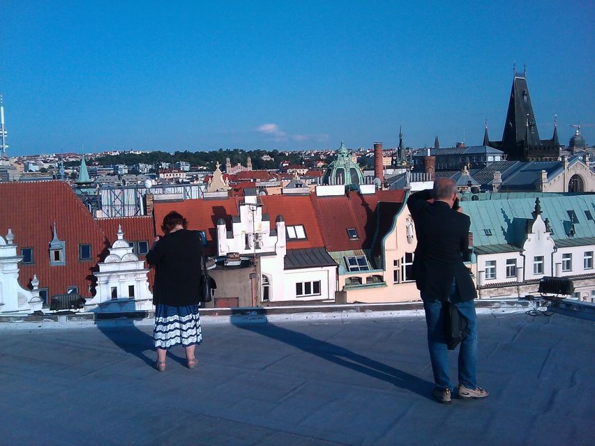 Prague: Tailored Sightseeing Tour in French - Guide Style in Real Life: French, Licensed, and Easy to Follow