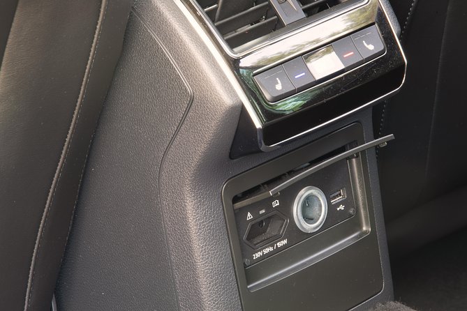 Prague to Karlovy Vary Private Transfer - Your Ride: Skoda Superb Comfort (and Why It Matters)