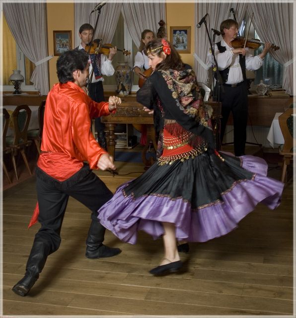 Prague: Traditional Folklore Evening with Dinner & Music - Music That Travels: Hammer-Dulcimer, Fujara, Bagpipe