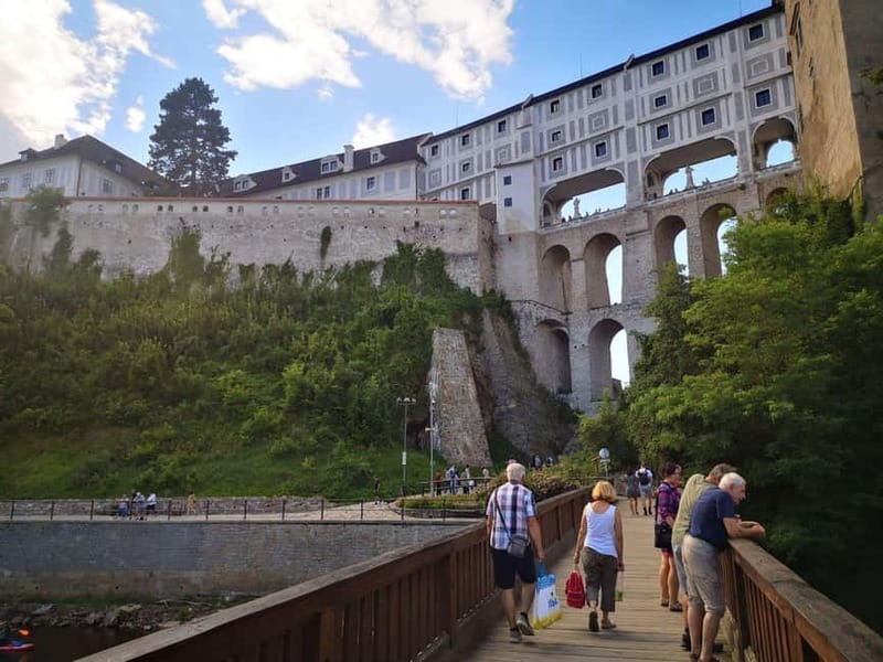 Prague: Transfer to Vienna via fabulous Cesky Krumlov - Krumlov Castle: the big Renaissance payoff (and your backup plan)