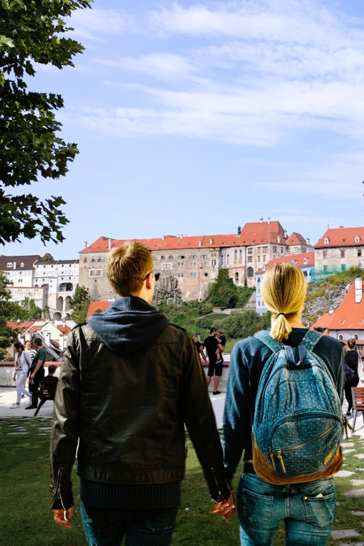 Prague: Transfer to Vienna via fabulous Cesky Krumlov - Should you book the Prague-to-Vienna transfer with Český Krumlov?