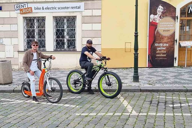 Prague Trike & e-Scooter Tour: Castle Viewpoints & Charles Bridge - Letná Hill, the Metronome, and the Strahov-to-Petrin view trail