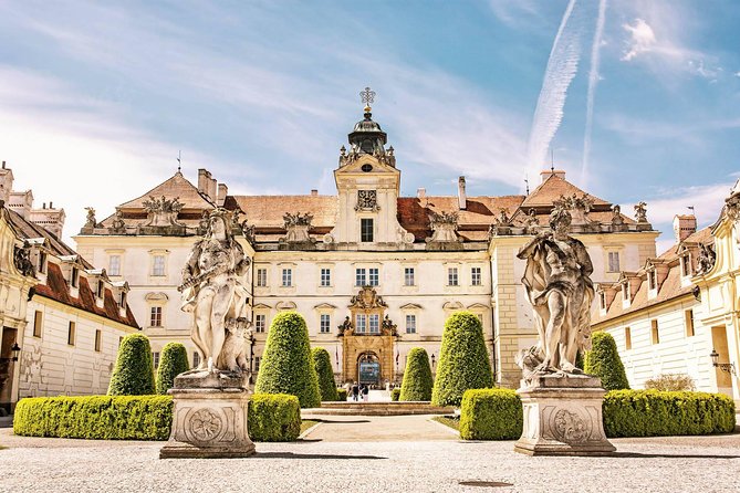 Prague-Vienna One-Way Sightseeing Day Tour - Lednice Palace Gardens: Palm House, Minaret Views, and Fairytale Paths