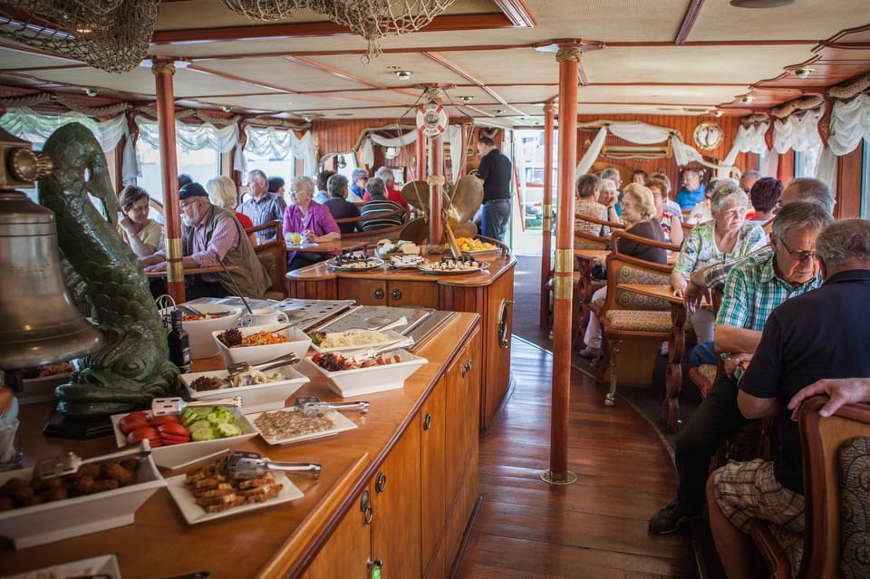 Prague: Vltava River Evening Dinner Cruise - Should You Book This Prague Vltava River Evening Dinner Cruise?