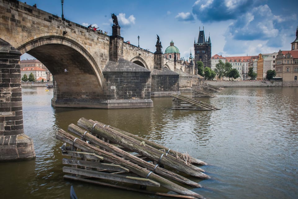 Prague: Vltava River Evening Dinner Cruise - Price and Logistics: What $69 Really Buys You