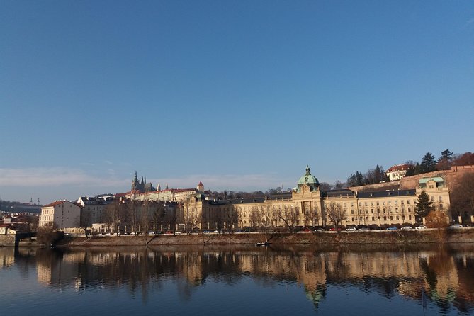 Prague Vltava River Lunch Cruise - What you’re really doing on this 2½-hour Vltava cruise